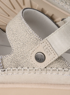 UGG Goldenstar Crackle Glide Sandales en cuir pour femme